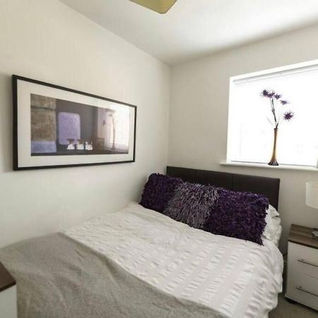 City Centre 2 Bed Apartment เชสเตอร์ ภายนอก รูปภาพ