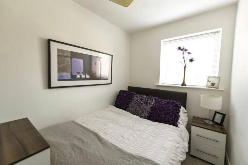 City Centre 2 Bed Apartment เชสเตอร์ ภายนอก รูปภาพ